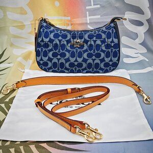 💕Coach Teri Shoulder Bag Denim blue💕